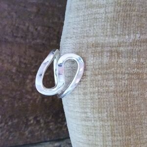 Silver Freeform Swirl Ring